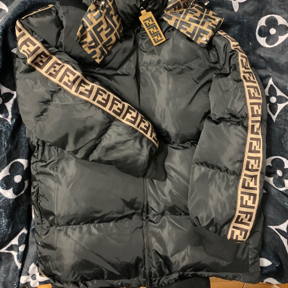 Women’s Fendi Puffer Winter Jacket reversible